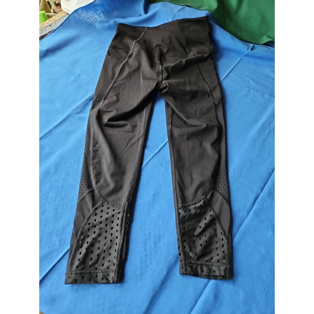 Victoria‎ Sport Leggings MESH SIDES CAPRI Victoria's Secret Workout Yoga XS - Picture 8 of 9